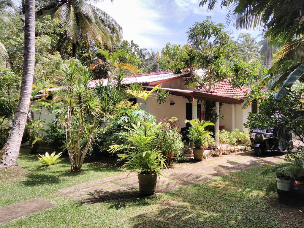 Bounty Villa Unawatuna Exterior foto